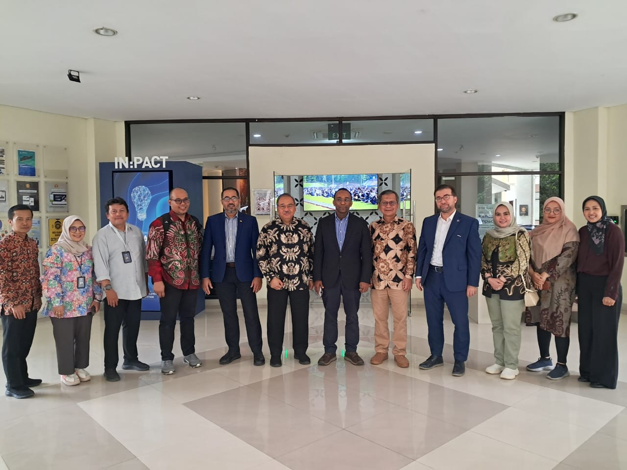 Kunjungan Delegasi ISDB ke UNPAD dalam Rangka Evaluasi Proyek The Quality Improvement of Padjadjaran University
